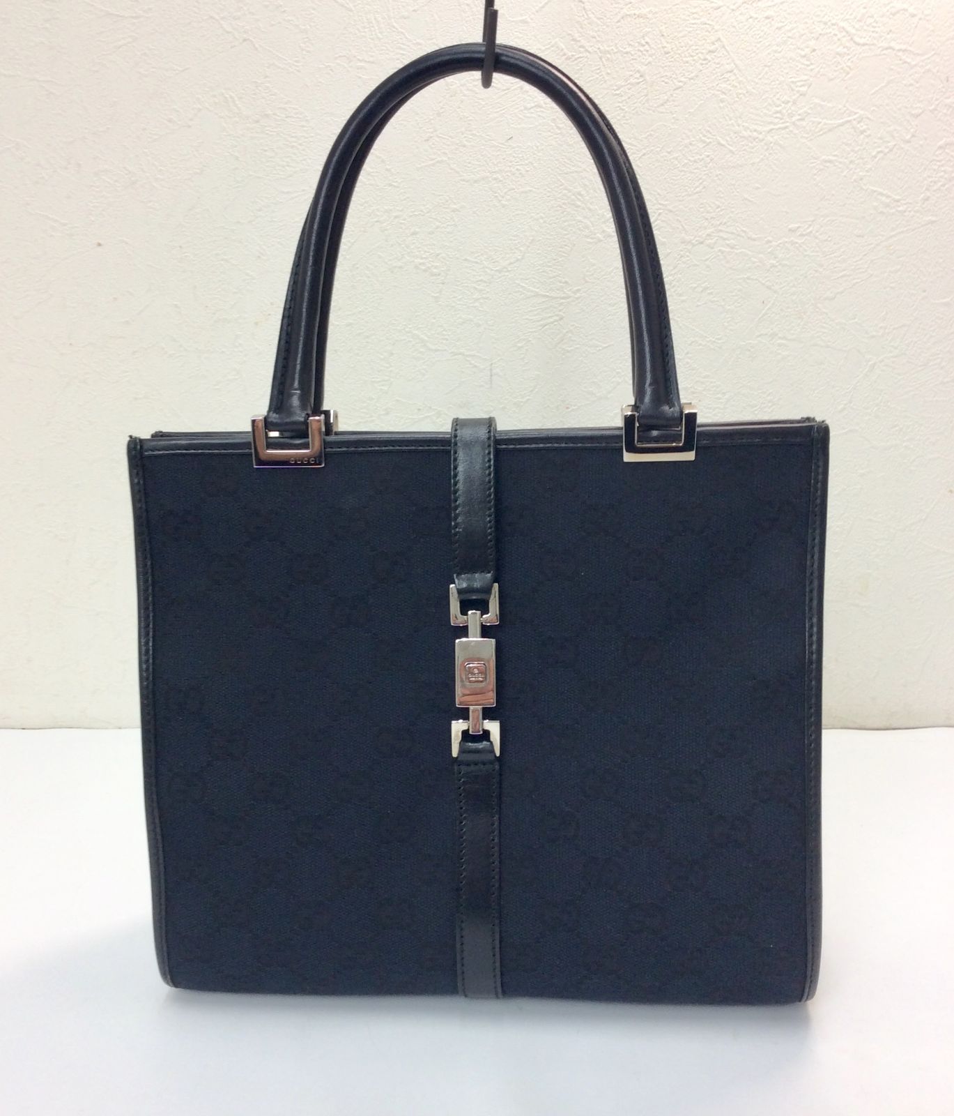豪華で新しい 【中古品】GUCCI ジャッキー GG柄 ハンドバッグ 002-1065 