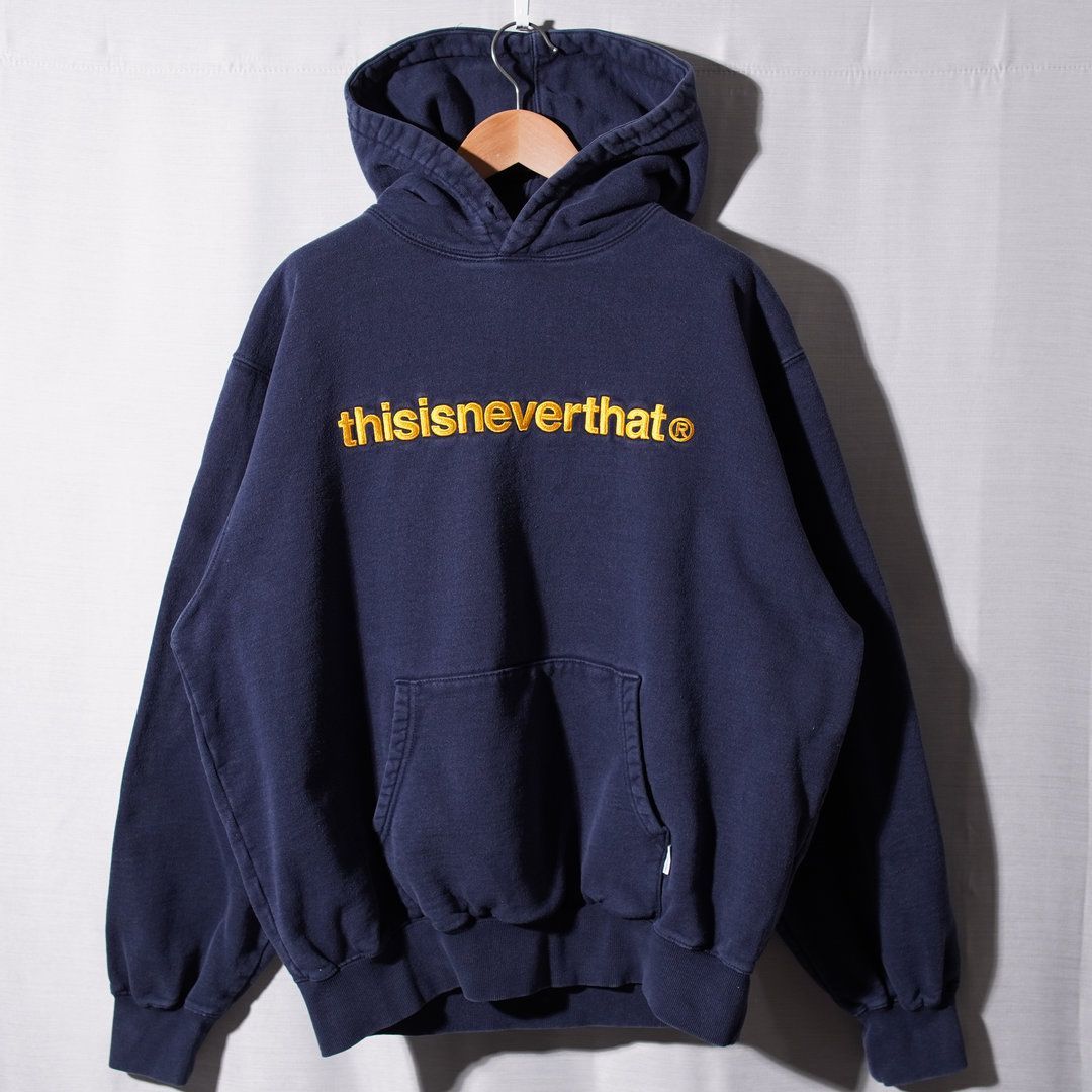 ディスイズネバーザット thisisneverthat Tロゴ パーカー L ネイビー