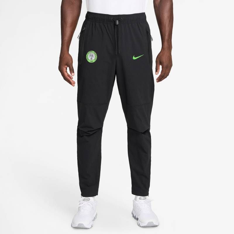 送料無料・匿名配送】NIKE ナイキ ナイジェリア代表 2026 公式 テック 