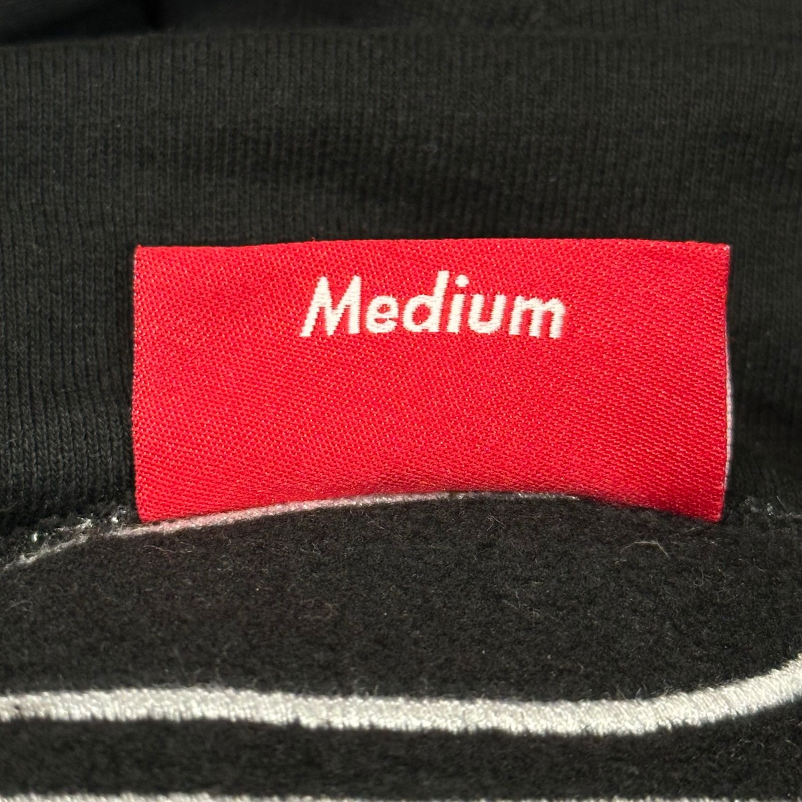 SUPREME(シュプリーム) 25FW Satin Applique Hooded Sweatshirt サテン 