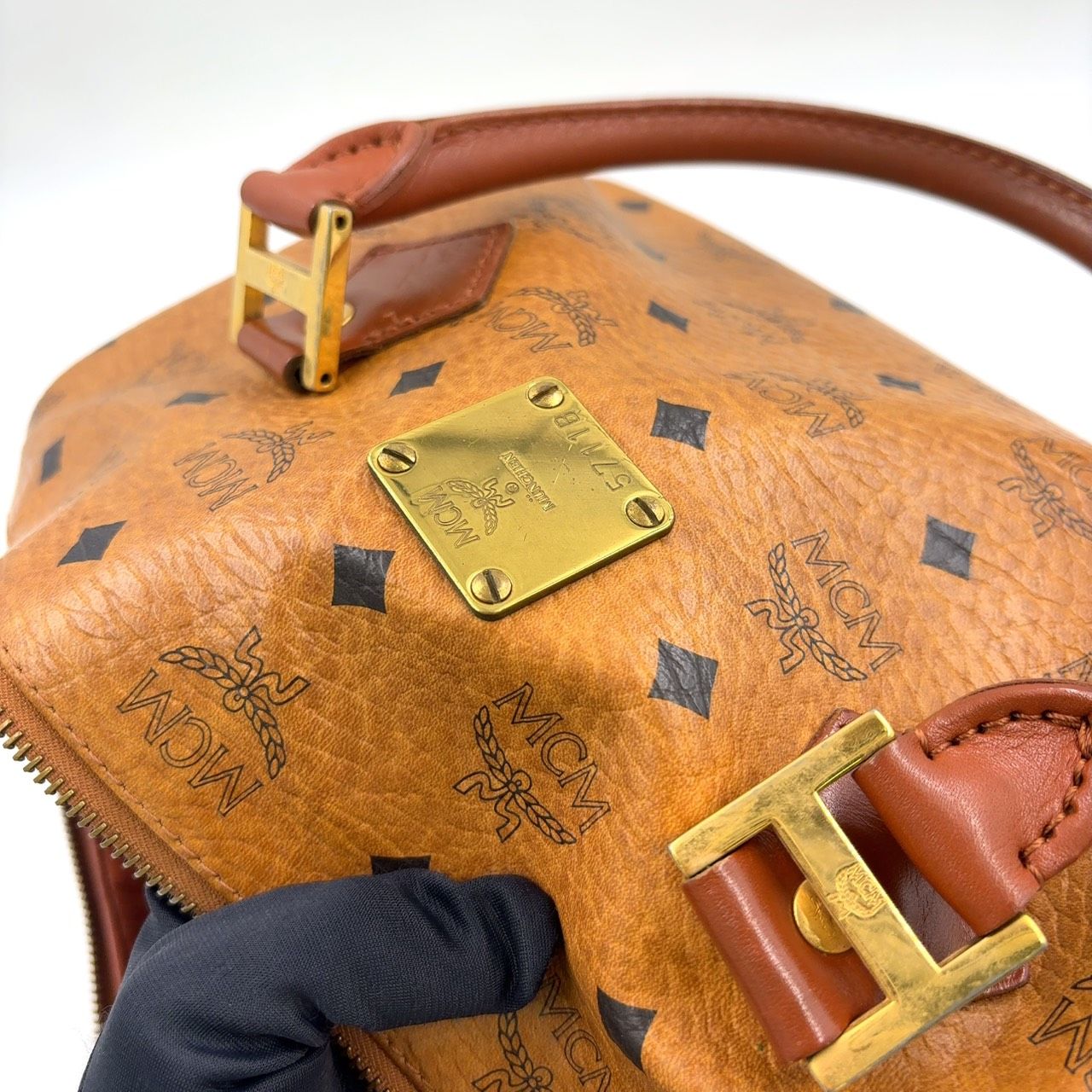 素敵な ゴールド MCM レザーボストンバッグ バッグ｜MCM（エムシーエム