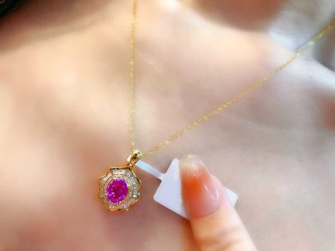 1.15ct 天然ピンクサファイア ペンダントトップ 18Kイエロー 1.15ct 天然ピンクサファイア ペンダントトップ 18Kイエロー