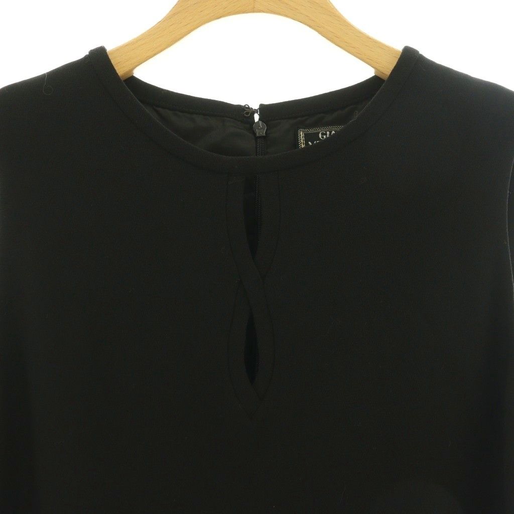 ジャンニヴェルサーチ ヴェルサーチェ GIANNI VERSACE ワンピース ひざ