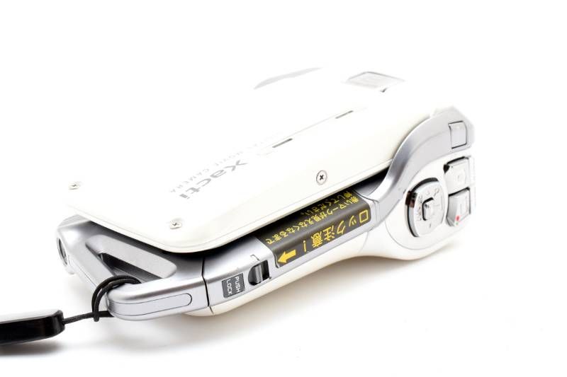 【極美品】SANYO Xacti DMX-CA8 ホワイト　新品級！ 実用光学美品 箱あり】SANYO サンヨー 三洋 Xacti ザクティ DMX-CA8 白