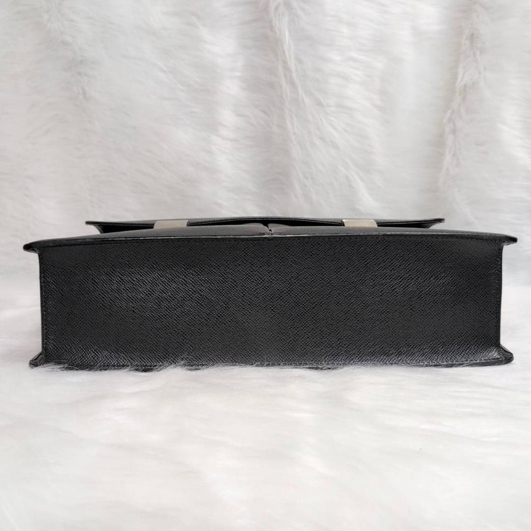 美品】LOUIS VUITTON タイガ セルヴィエットトボル ビジネスバッグ