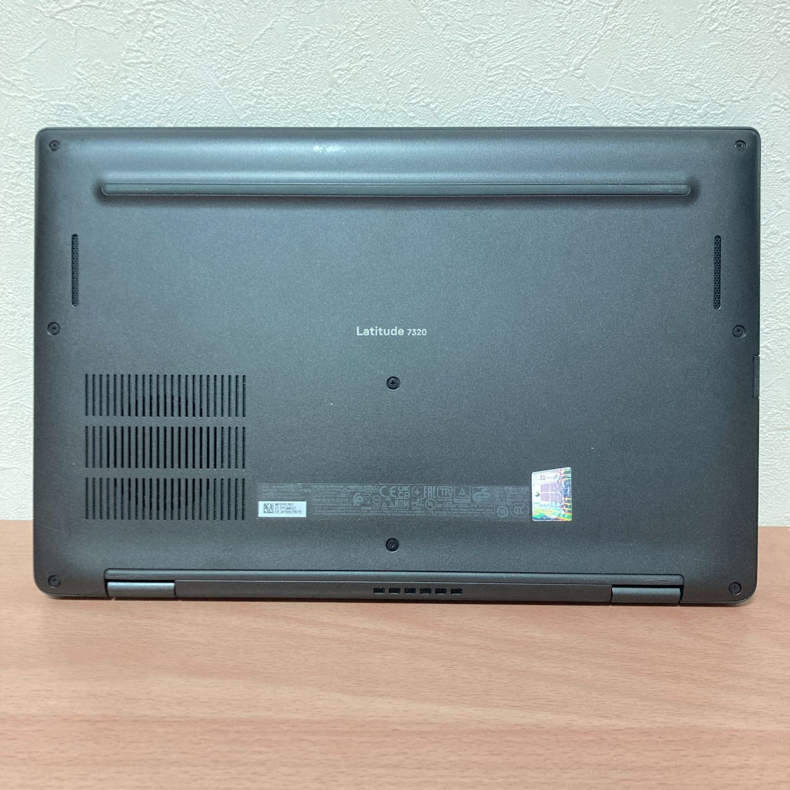 Dell Latitude 7320 i7/16GB/SSD256GB Win11 中古 - メルカリ