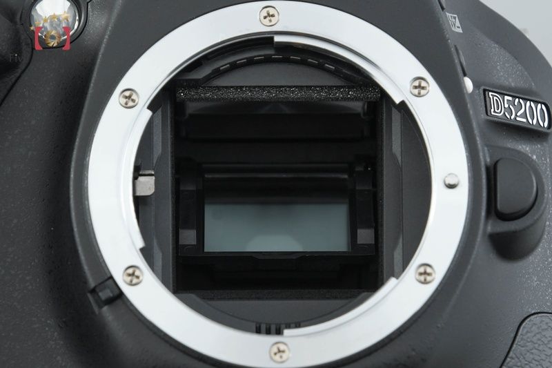 中古】Nikon ニコン D5200 18-55 VR レンズキット ブラック シャッター 