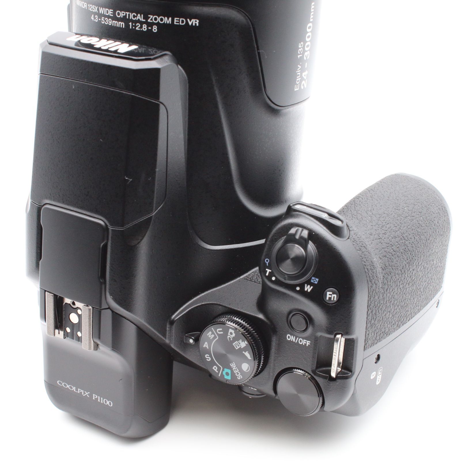 ほぼ新品】 Nikon COOLPIX P1100 超望遠 高倍率ズーム デジタルカメラ 