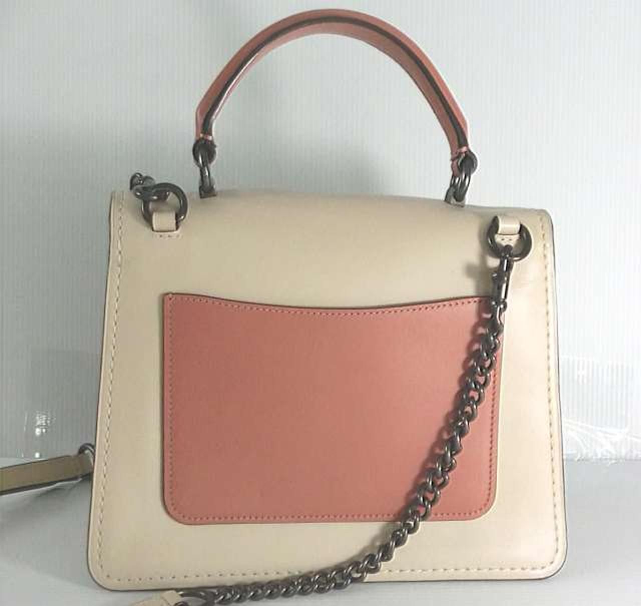 COACH 型番：パーカー トップ ハンドル ウィズ バタフライ ターン 
