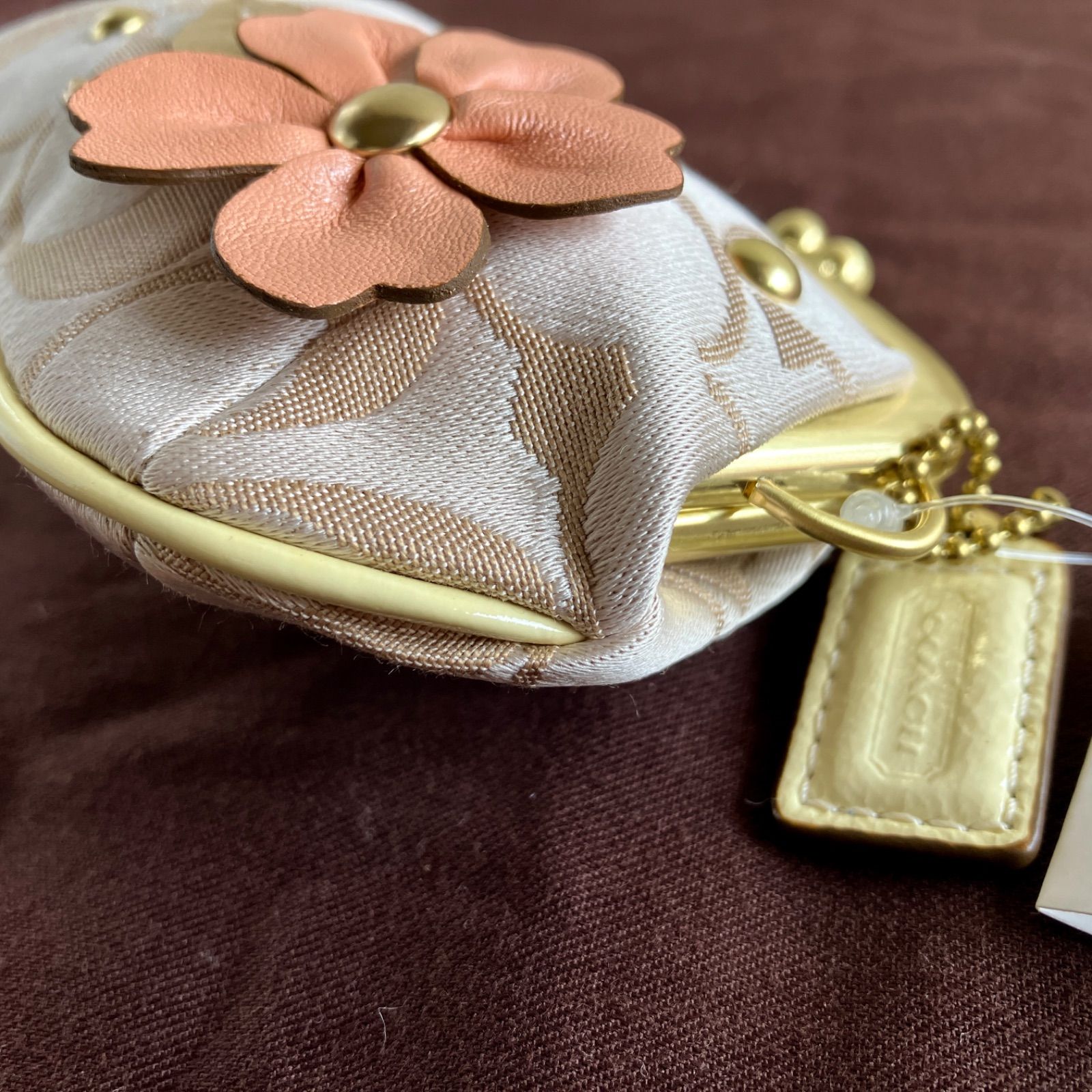NWT Coach Signature Khaki Pink Flower Applique Frame Kisslock Coin