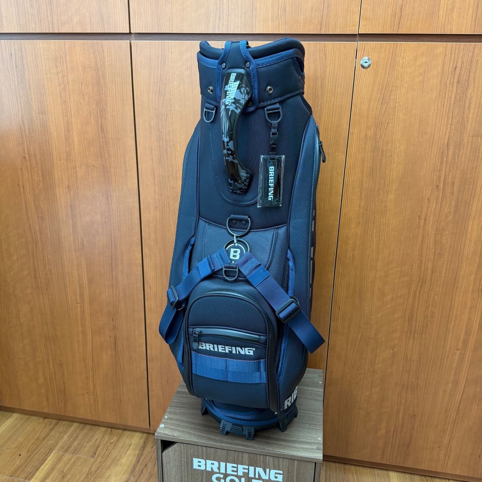 限定品【新品・タグ付】BREFING GOLF キャディバッグ CR-3 #03 LTD 