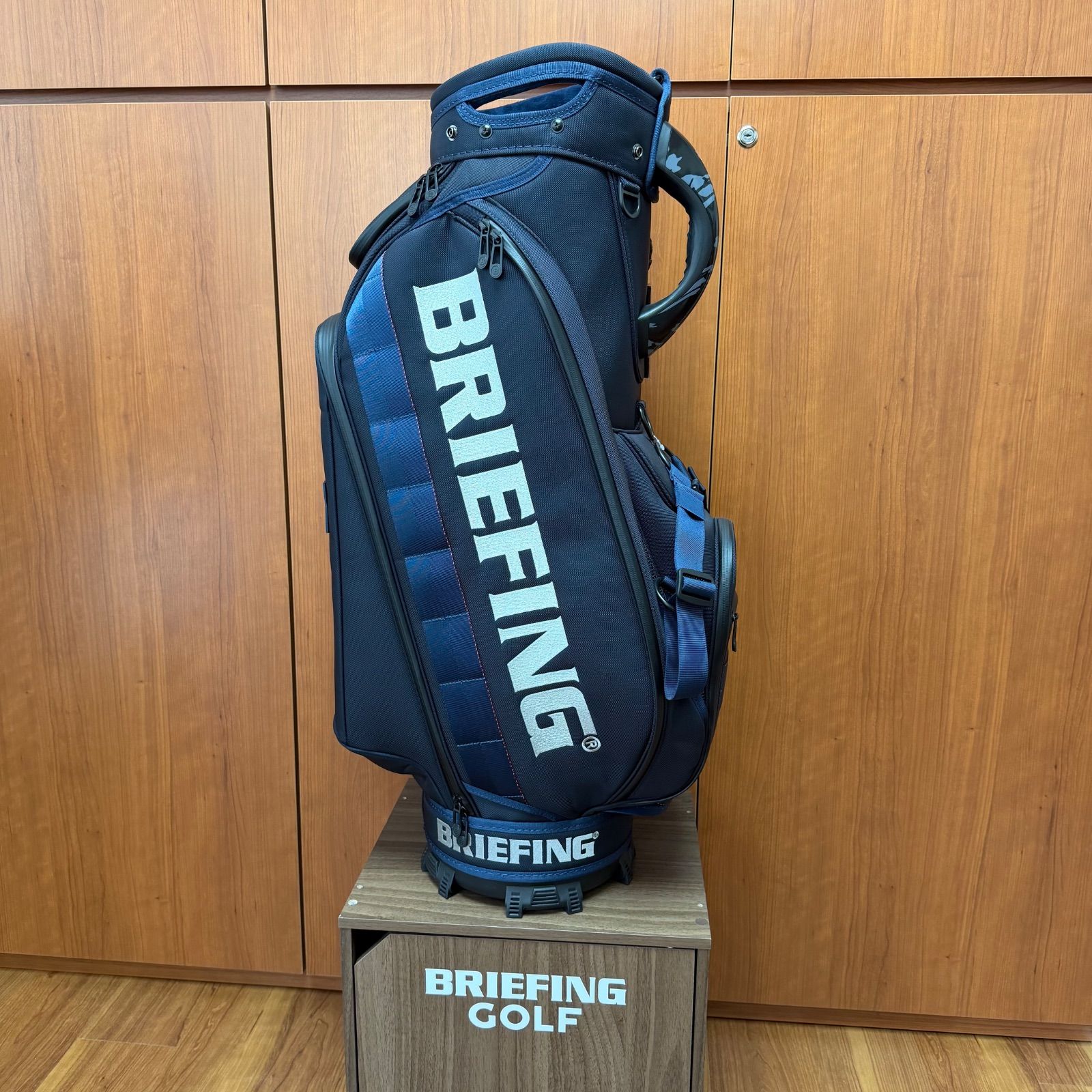 限定品【新品・タグ付】BREFING GOLF キャディバッグ CR-3 #03 LTD 