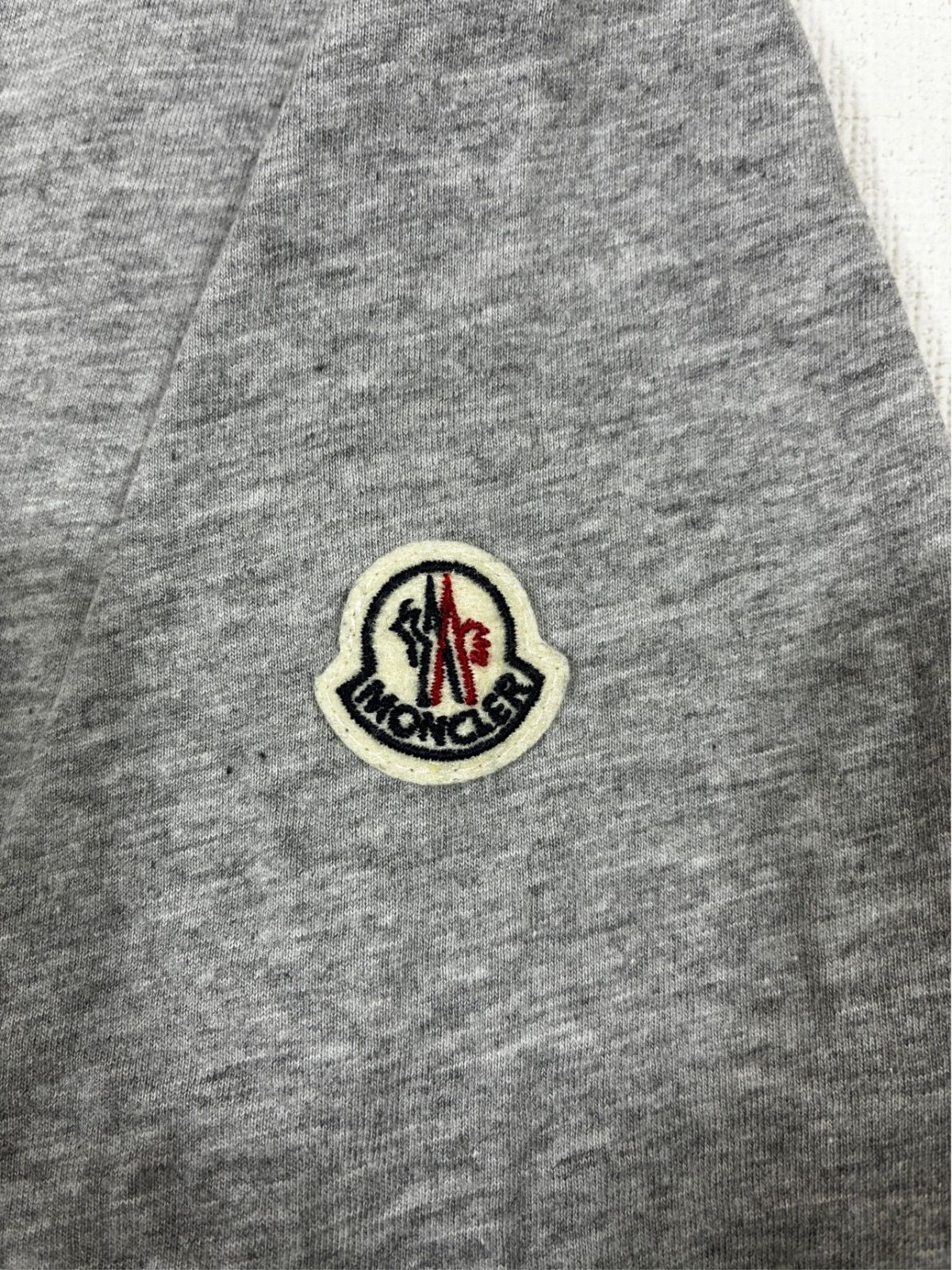 MONCLER モンクレール Tシャツ グレー キャラクター XLサイズ - メルカリ