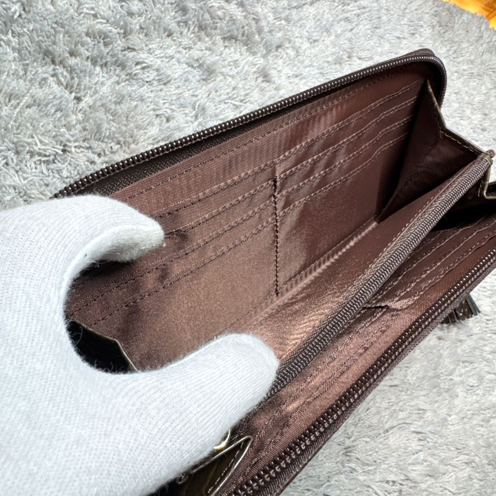 美品】HANAE MORI ハナエモリ 長財布 ラウンドファスナー レザー 