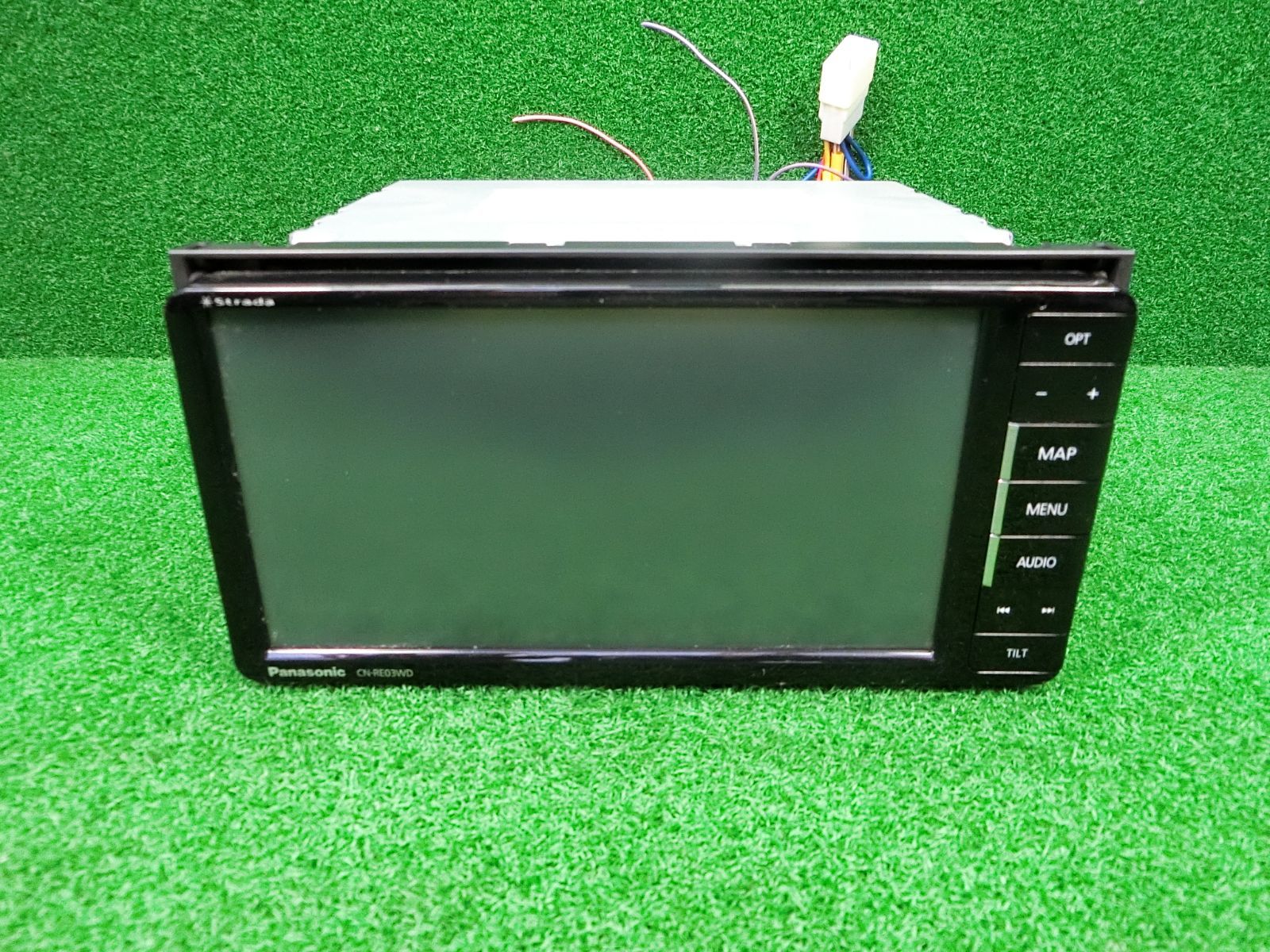 14813] 送料無料 Panasonic パナソニック Strada ストラーダ CN-RE03WD 