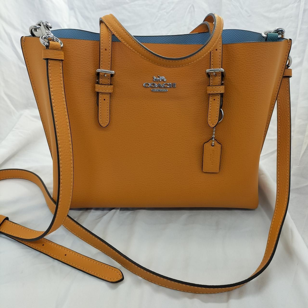 COACH 型番：モリートート25 ハンドバッグ - メルカリ