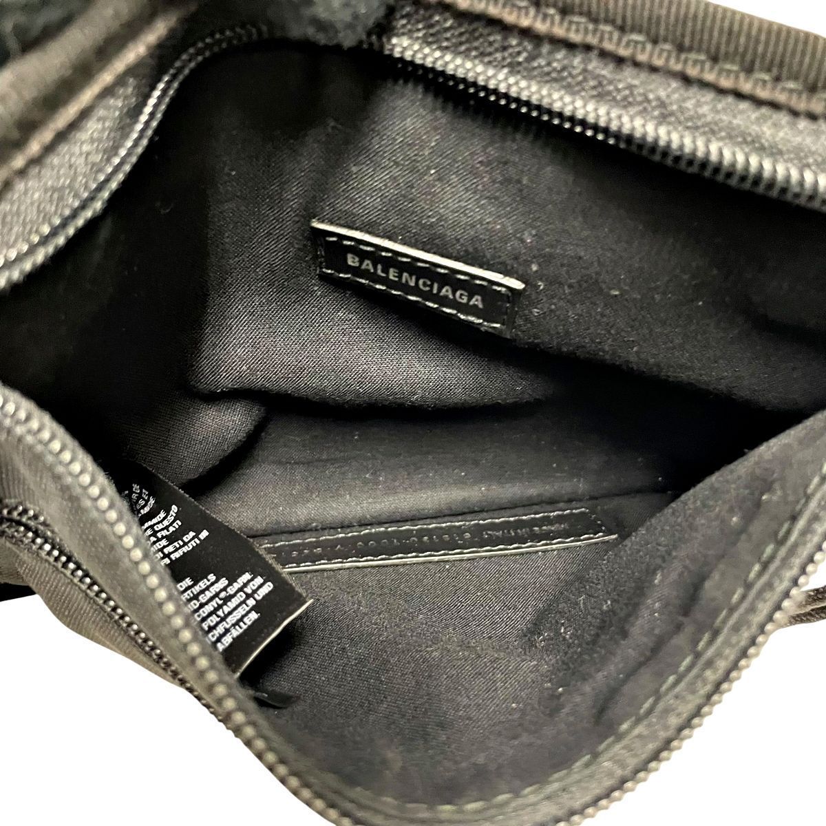 中古】 BALENCIAGA バレンシアガ エクスプローラー ナイロンボディ