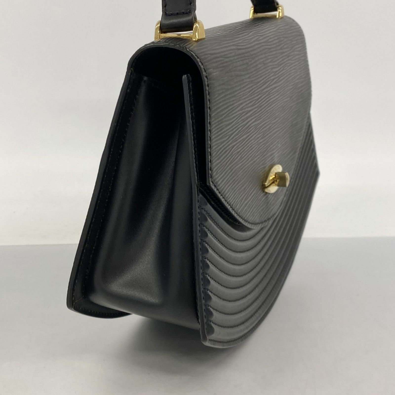 ルイ・ヴィトン(Louis Vuitton) ルイ・ヴィトン ショルダーバッグ エピ 