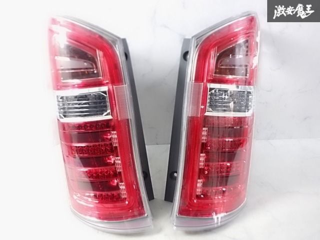 点灯OKホンダ純正 RK1 RK2 ステップワゴン 後期 LED テールライト