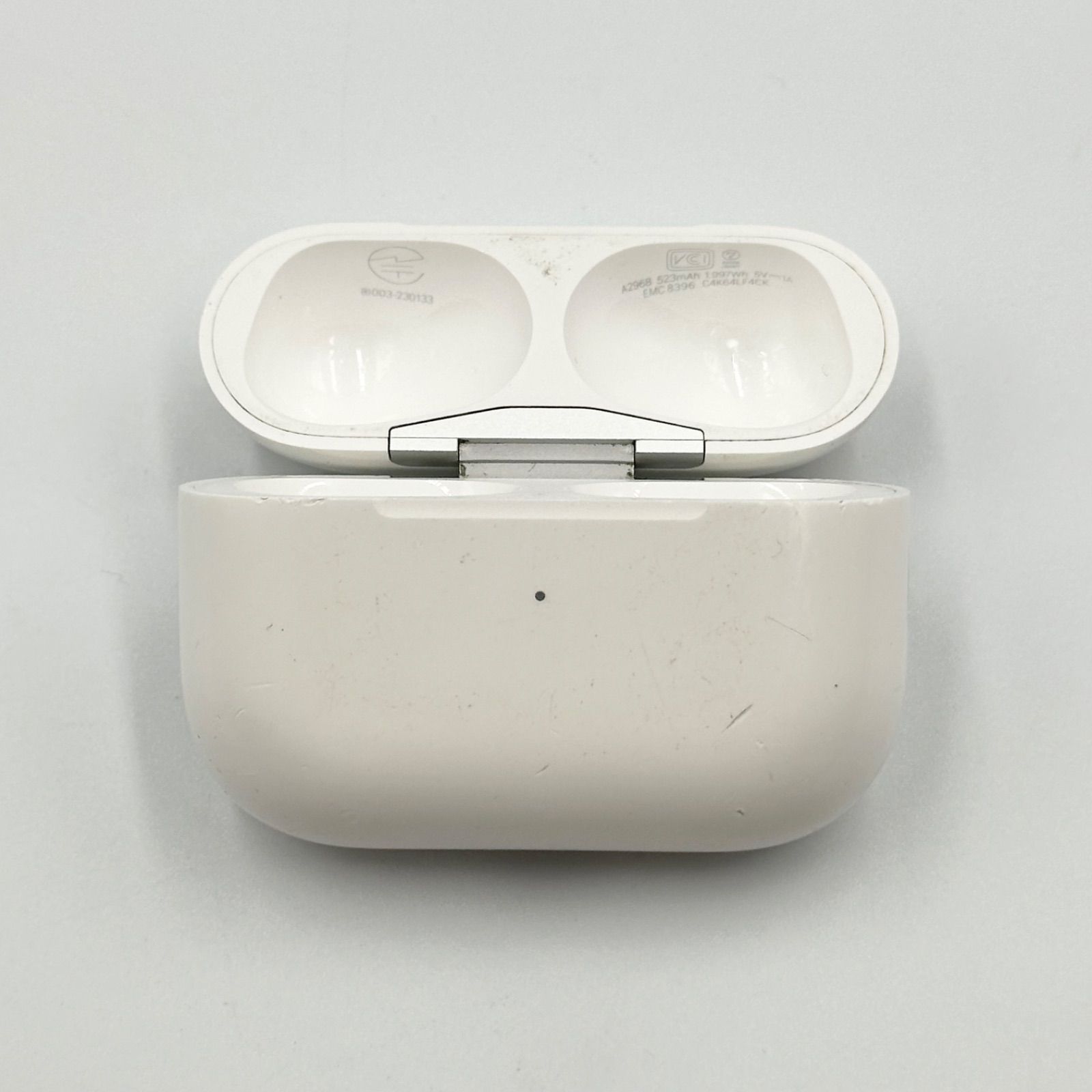 24時間以内発送✨️】Apple AirPods Pro 第2世代 充電ケースのみ A2968 