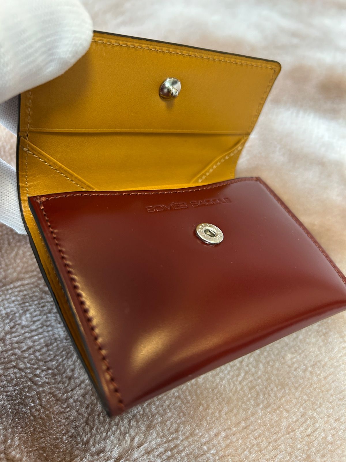 ソメスサドルSOMES SADDLEカード入れ付きケースカード入れ有小銭入れスリムウォレットコンパクトウォレットミニ財布 折りたたみ財布さいふサイフダークブラウン焦げ茶色コードバン馬尻革冊子専用箱日本製国産国内製メイドインジャパンmadeinjapan ソメスサドルSOMES SADDLEカード入れ付きコインケースカード入れ有小銭