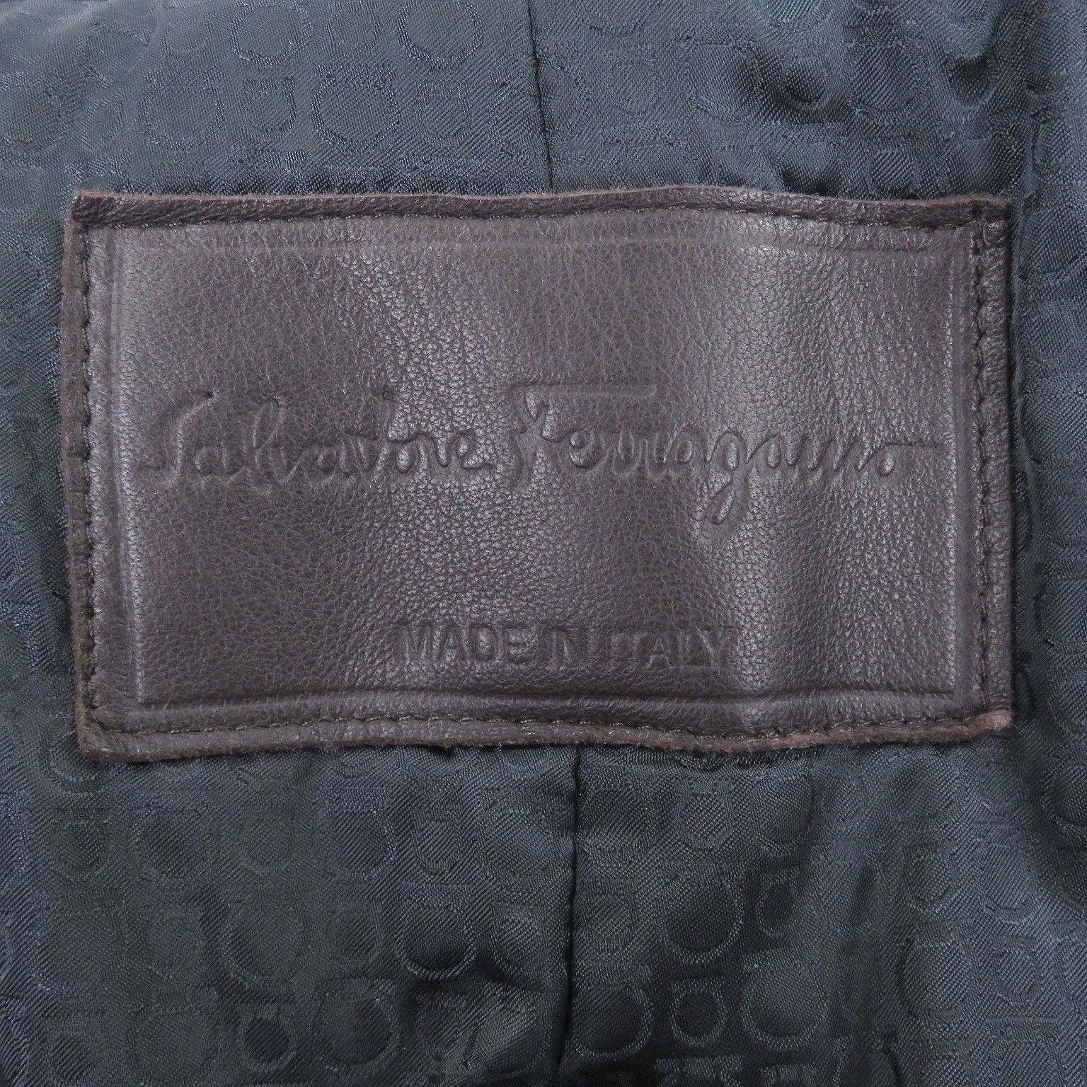 美品□Salvatore Ferragamo サルヴァトーレフェラガモ バージンウール