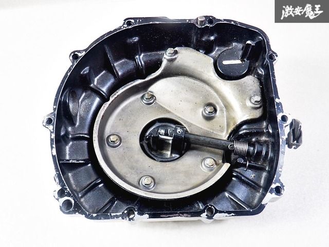 GS400 純正　エンジンカバー　クラッチカバー スズキ（SUZUKI） GS400 エンジンカバー 440 純正 中古 バイク 部品