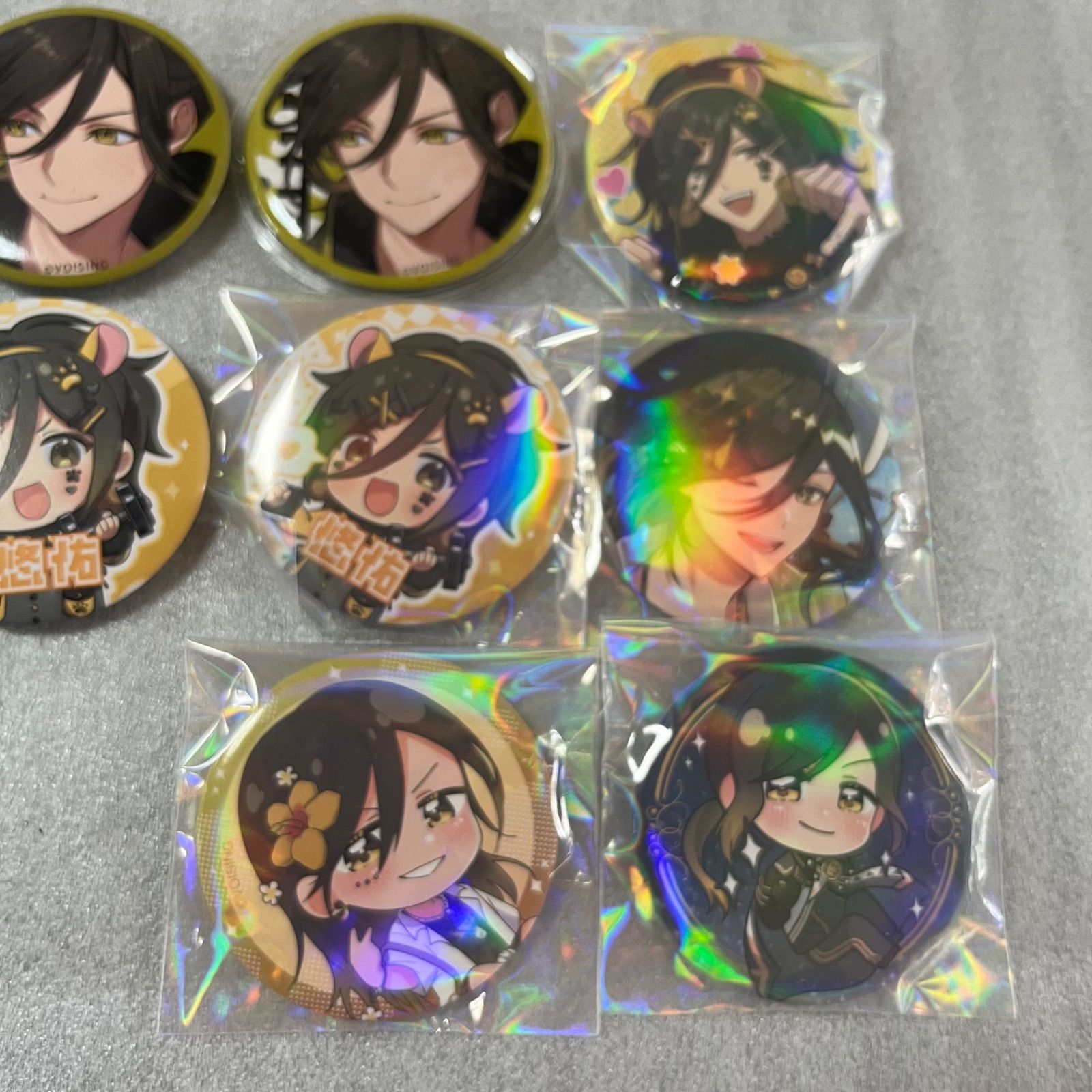 いれいす　悠佑中心グッズまとめ売り　缶バッジ　アクキー　ペンライト　紙類 キャラクターグッズ いれいす 悠佑中心グッズまとめ売り 缶バッジ
