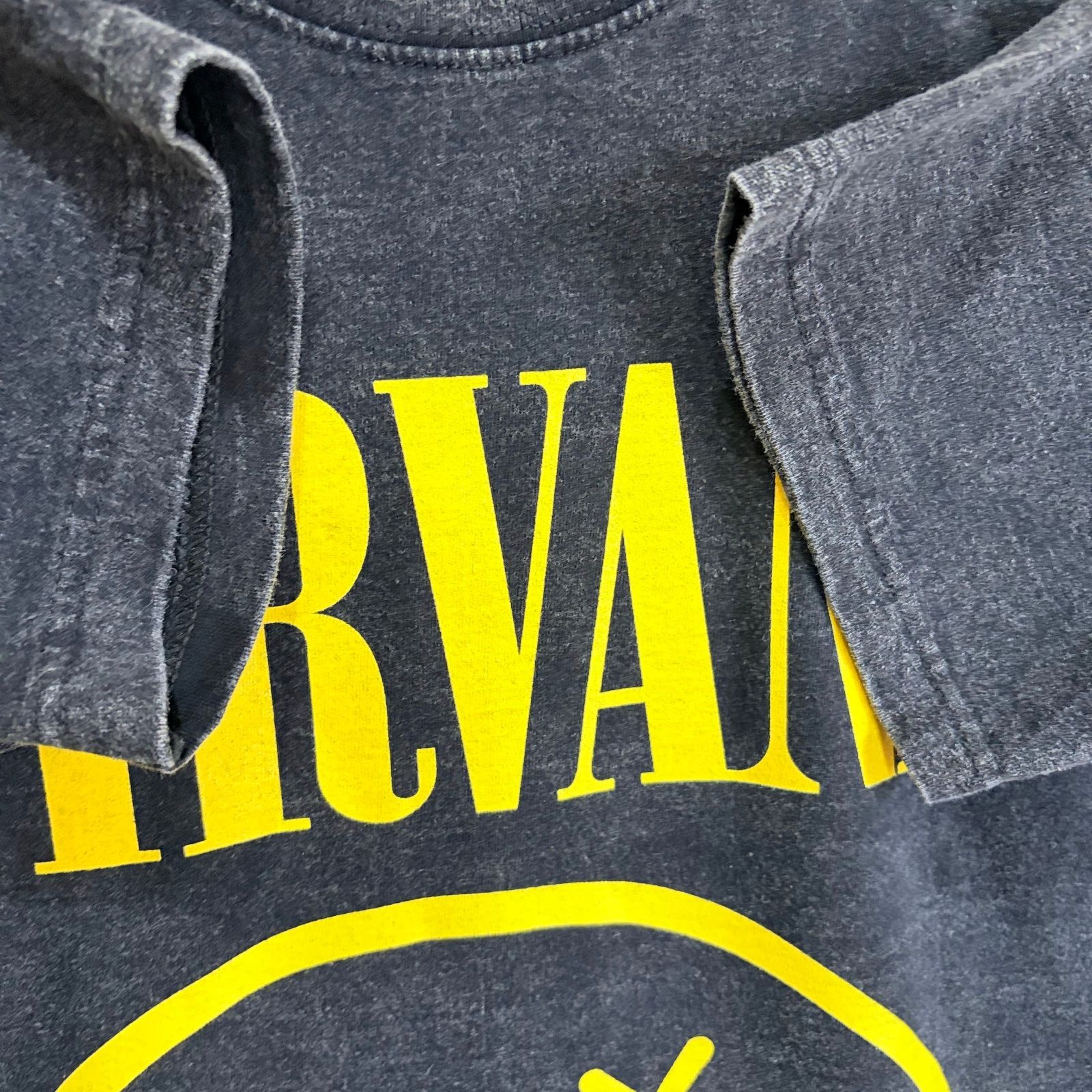新品 NIRVANA ニルヴァーナ Tシャツ M 黒 スマイリー ロゴ 両面 