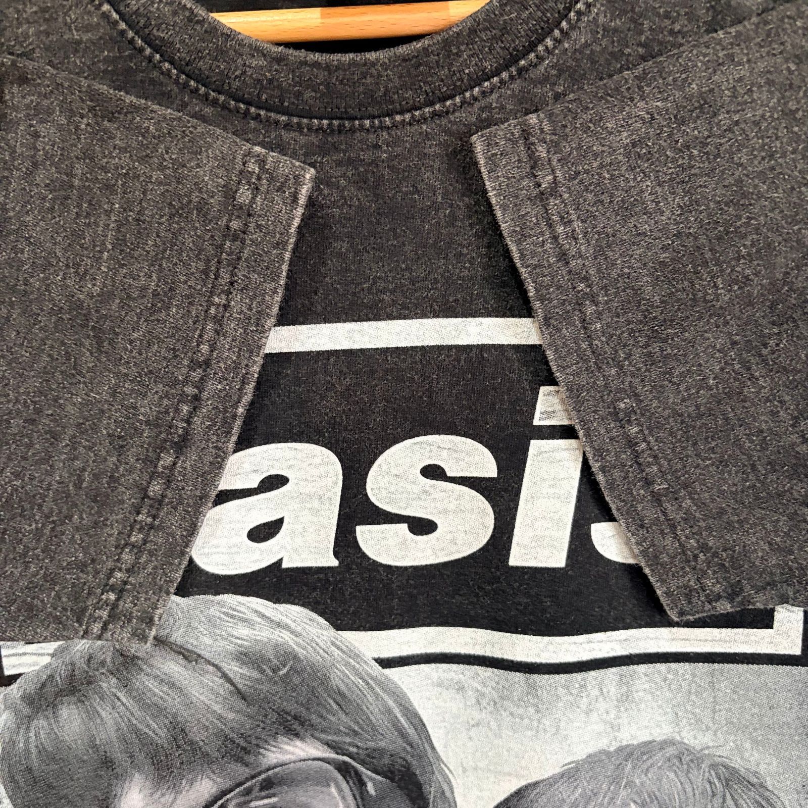 新品 オアシス Oasis Tシャツ M 墨黒 デフィニトリー・メイビー リアム