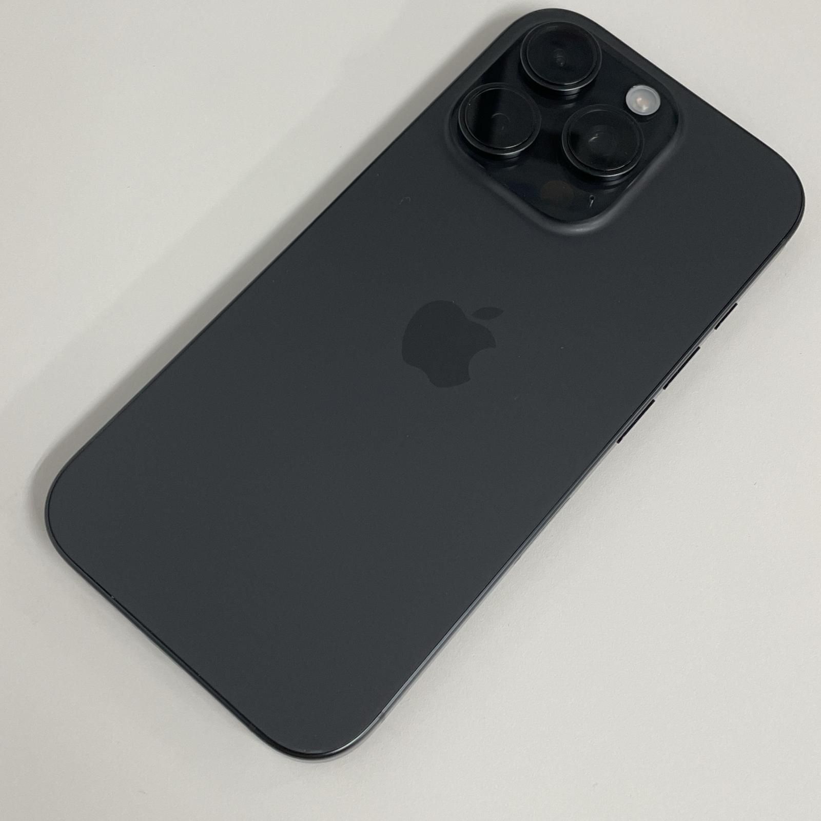 SIMフリー iPhone 16 Pro 256GB ブラックチタニウム - メルカリ