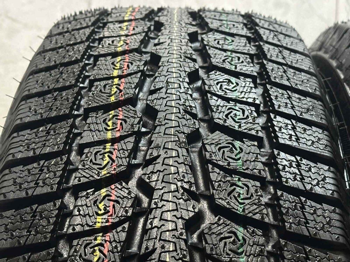 新品】TOYO OBSERVE GSi-6 LS 215/65R16 98H 16インチ スタッドレス 4 