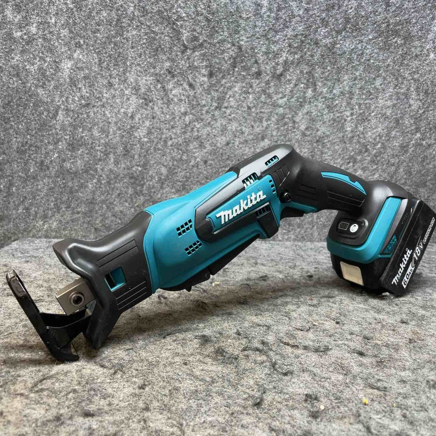 マキタ(makita) コードレスレシプロソー JR184DZ 18V6.0Ahバッテリー付 