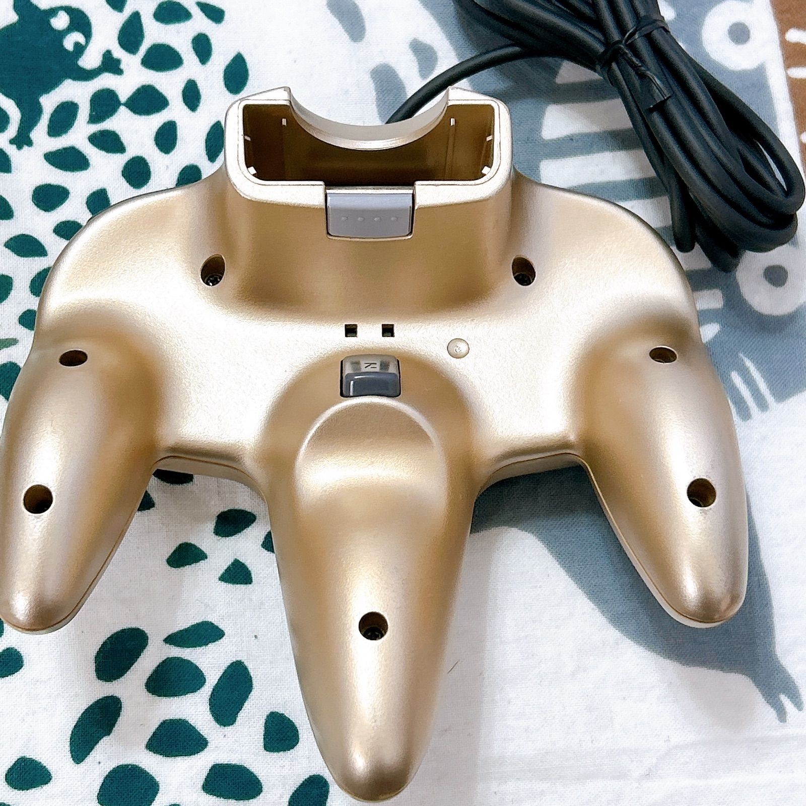 ✨任天堂 NINTENDO64 本体 ゴールド NUS-001(JPN) コントローラー AC 