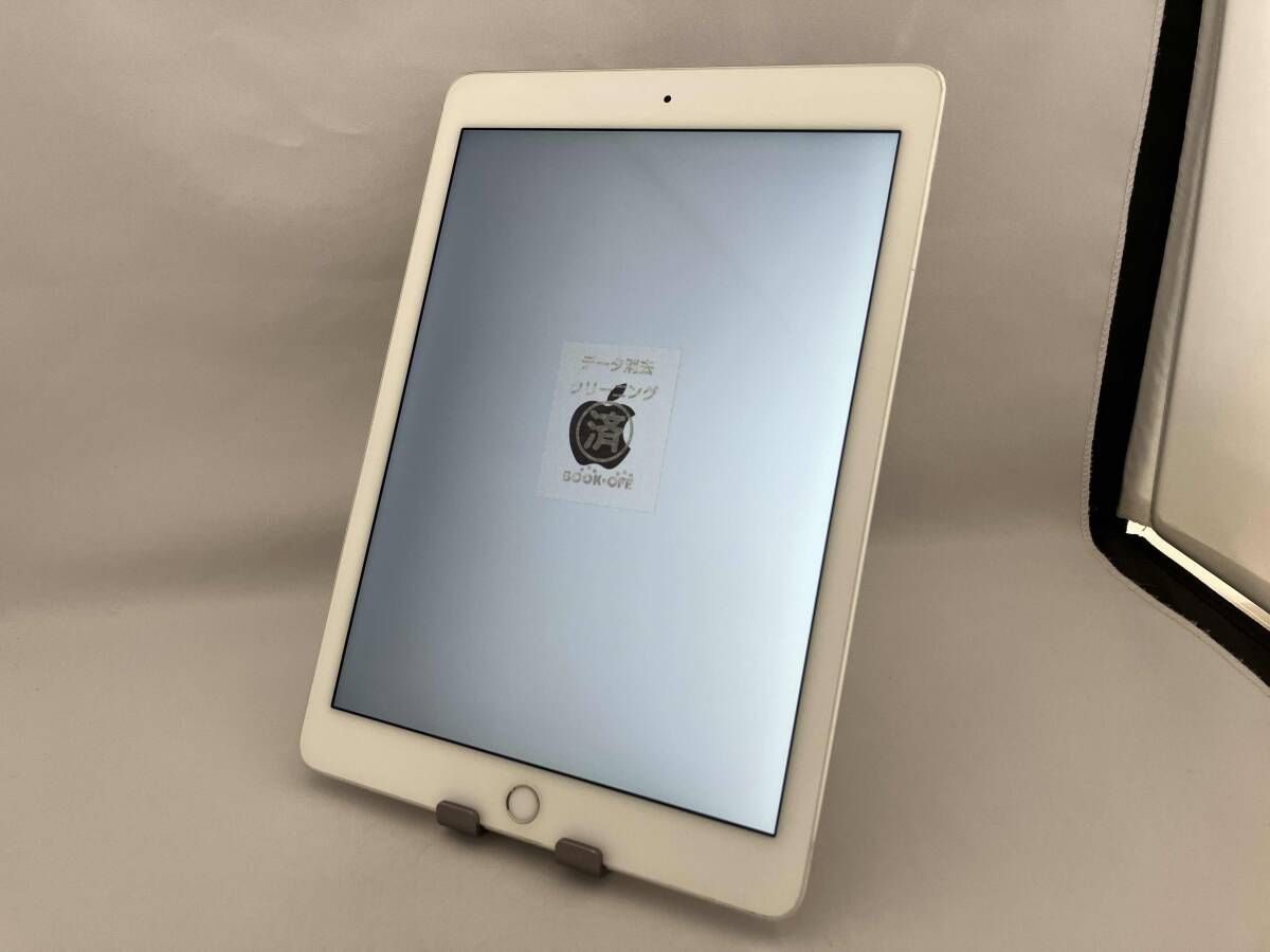 iPad Air 2 Wi-Fi 64GB シルバｰ (MGKM2J/A) - メルカリ