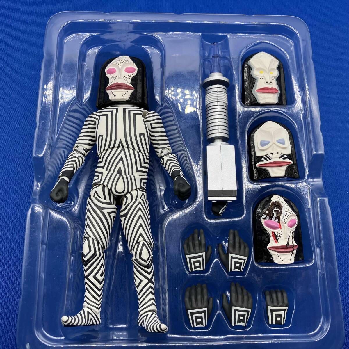 S.H.Figuarts ダダ 人間標本5・6Ver. 魂ウェブ商店限定 ウルトラマン 