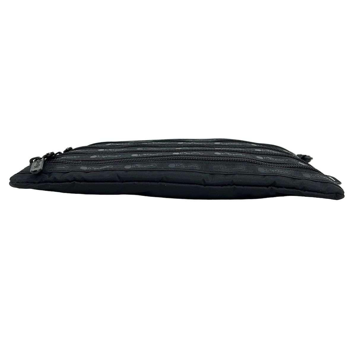LESPORTSAC(レスポートサック) ショルダーバッグ 黒 ZUCCAコラボ ZUCCaとLeSportsacによる初のコラボコレクションが2月10日に発売