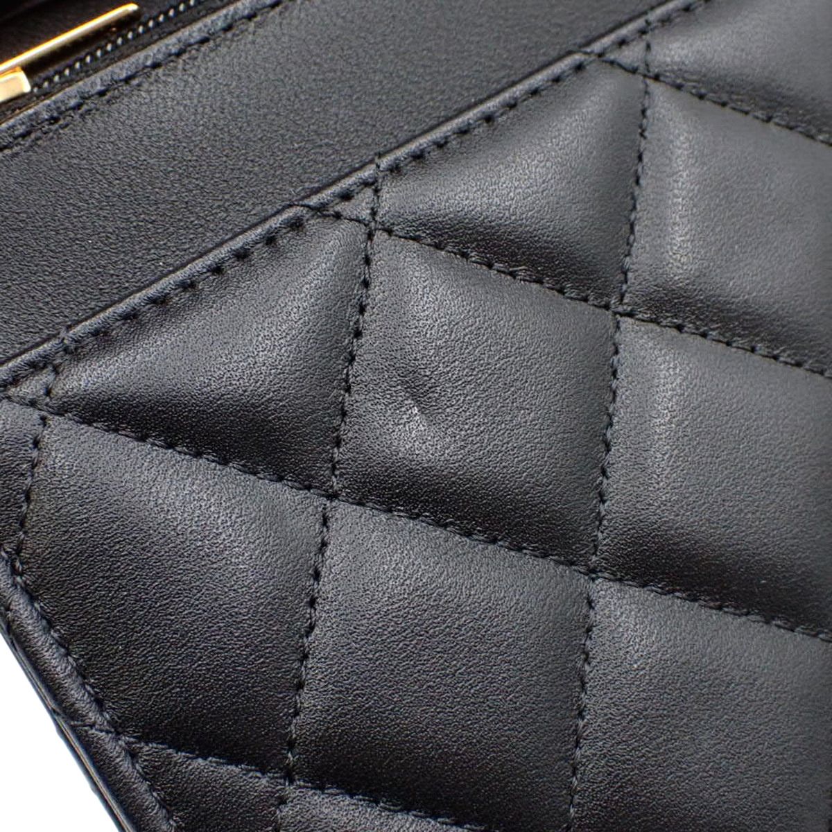 CHANEL(シャネル) マトラッセ ココマーク チェーンウォレット