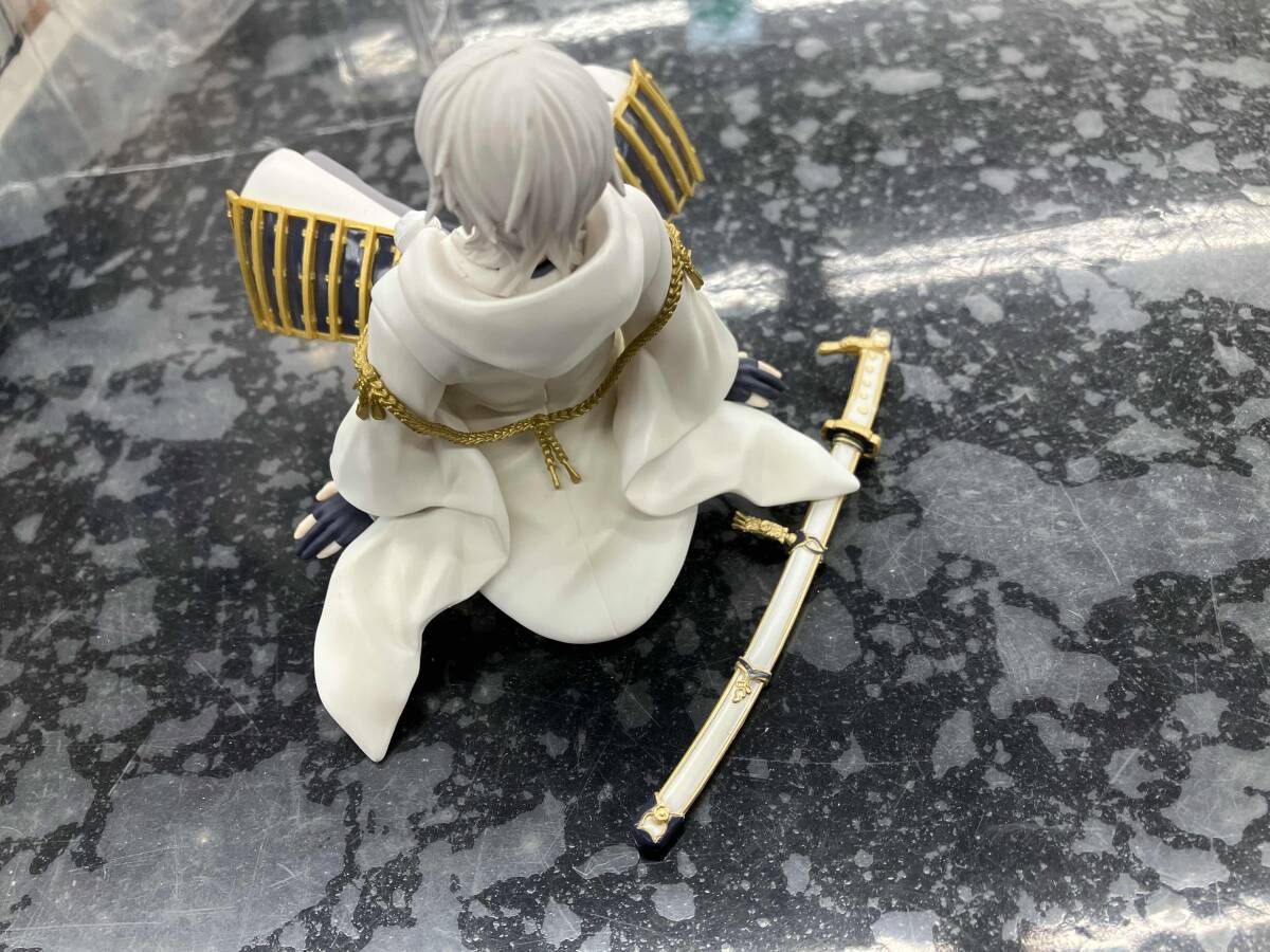 刀剣乱舞 鶴丸国永 ぬーどるストッパーフィギュア ラストゲット賞りらっくすver Amazon.co.jp: みんなのくじ 刀剣乱舞ONLINE ～ぬーどるストッパーの陣