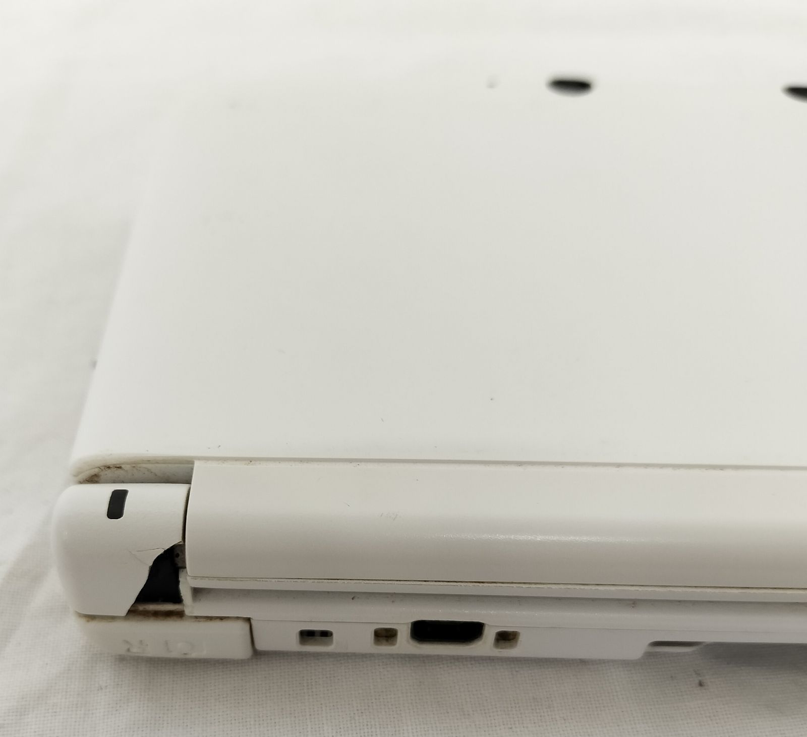 ジャンク/部品取り】ニンテンドー3DS LL 本体 SPR-001 ヒンジ破損 