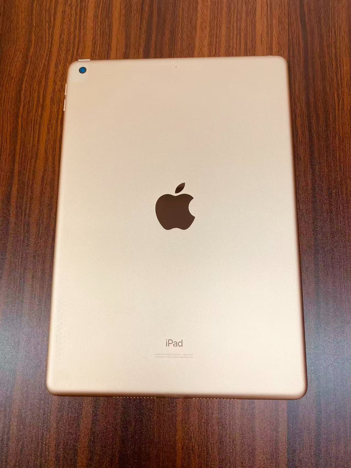 iPad 第7世代　128GB ゴールド　Wi-Fiモデル　中古品 iPad 第7世代 128GB Gold Wi-Fi (中古) - メルカリ