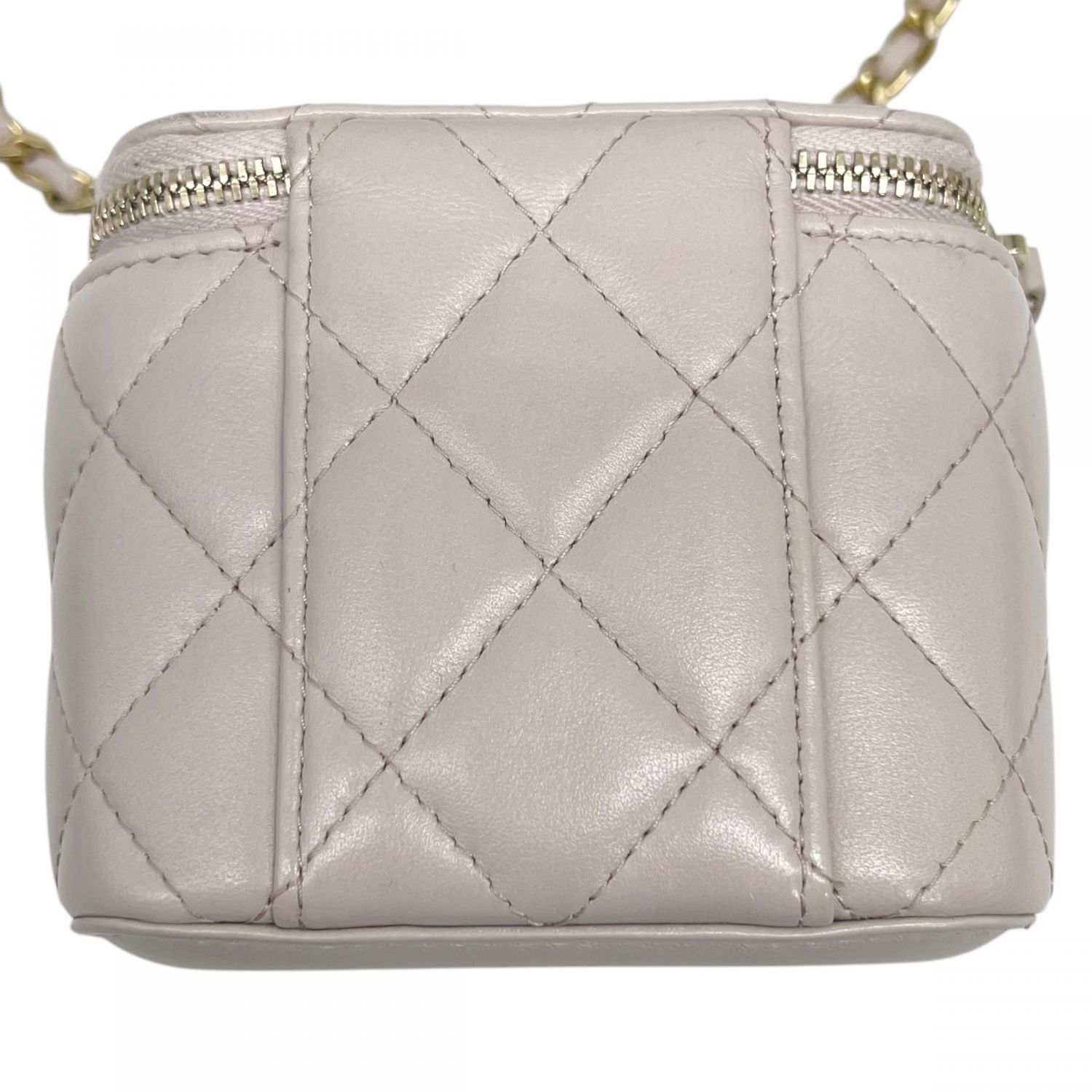 【中古】 CHANEL シャネル  マトラッセ ココボール クラシック ミニ バニティバッグ ショルダーバッグ 31番台 ゴールド金具 ラムスキン ピンクベージュ レディース25004018 SA CHANEL - 【中古】 CHANEL シャネル マトラッセ ココボール クラシック