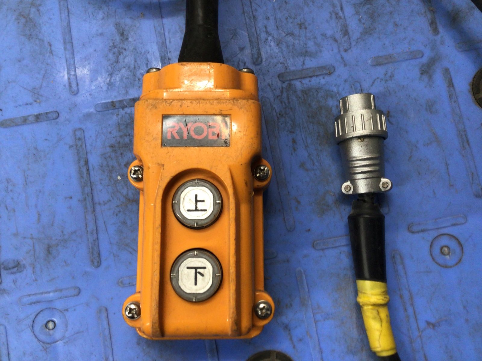 中古品】RYOBI/リョービ WI-125A ☆ 電動小型ウインチ WIM-125A 