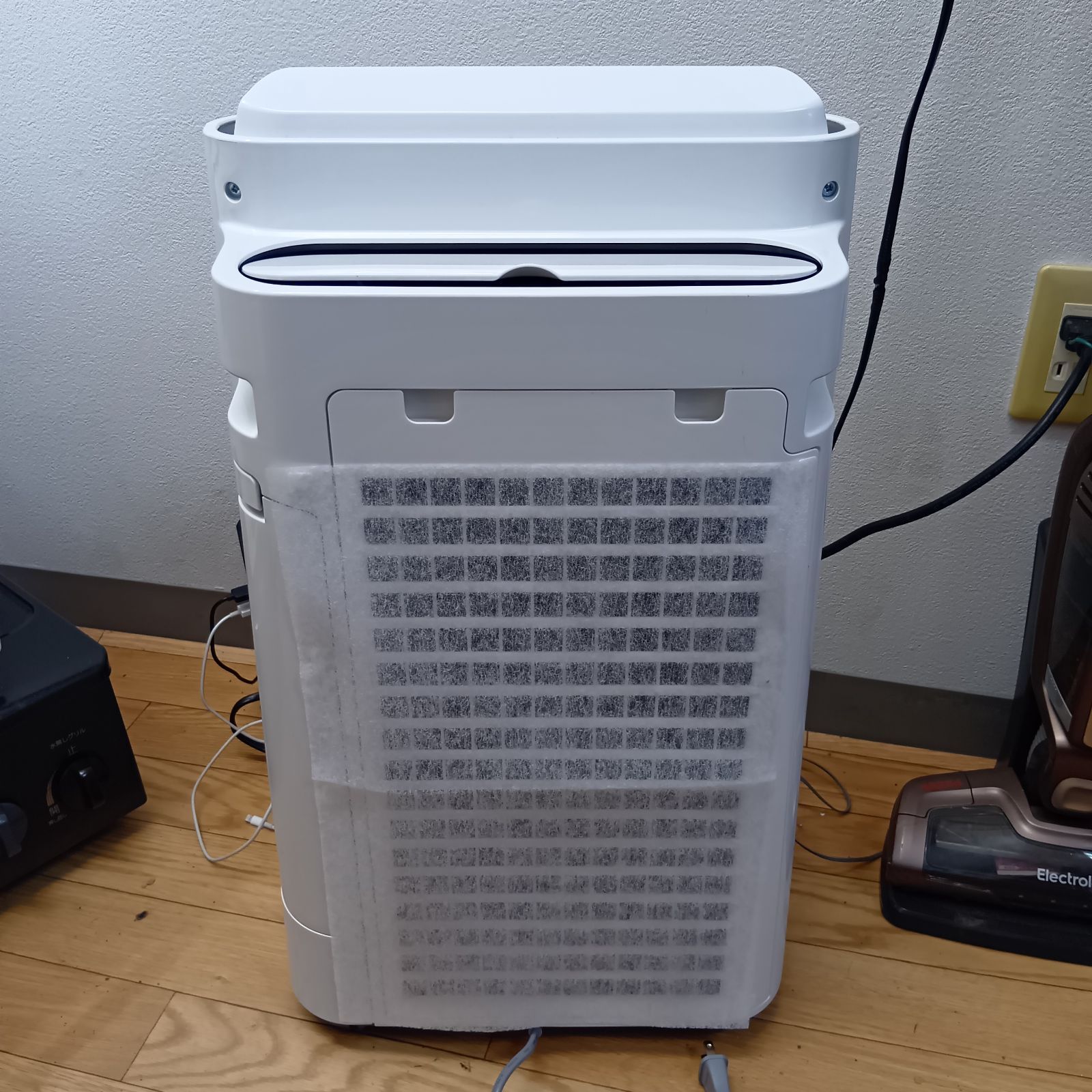 N SHARP 加湿空気清浄機 KC-S500Y-W 2024年製 - メルカリ