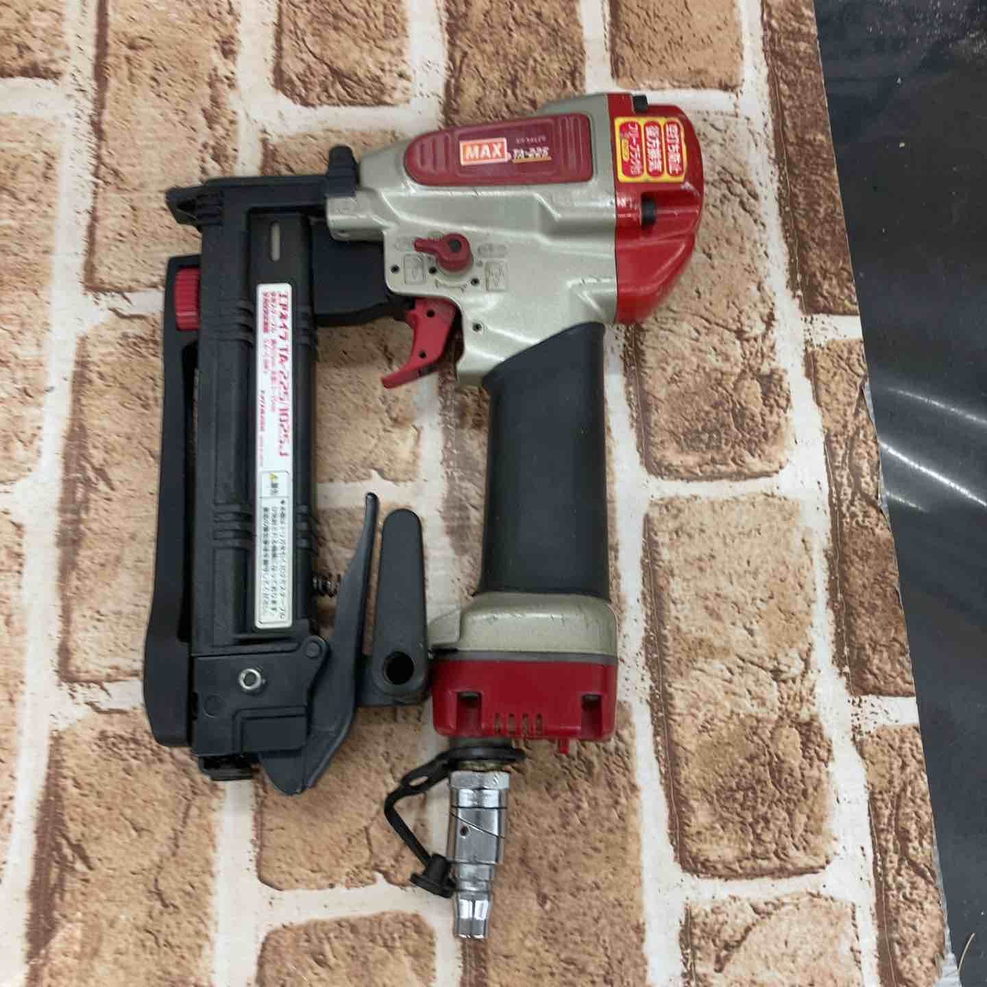 ☆マックス(MAX) 常圧エアタッカ TA-225/1025J【所沢店】 電動工具・エア工具 ☆マックス(MAX) 常圧エアタッカ TA-225/1025J