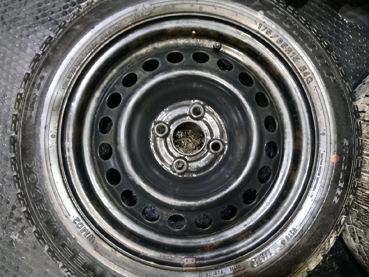 タイヤ走行短め【DUNLOP WM02 175/65R15】スタッドレス【スチール