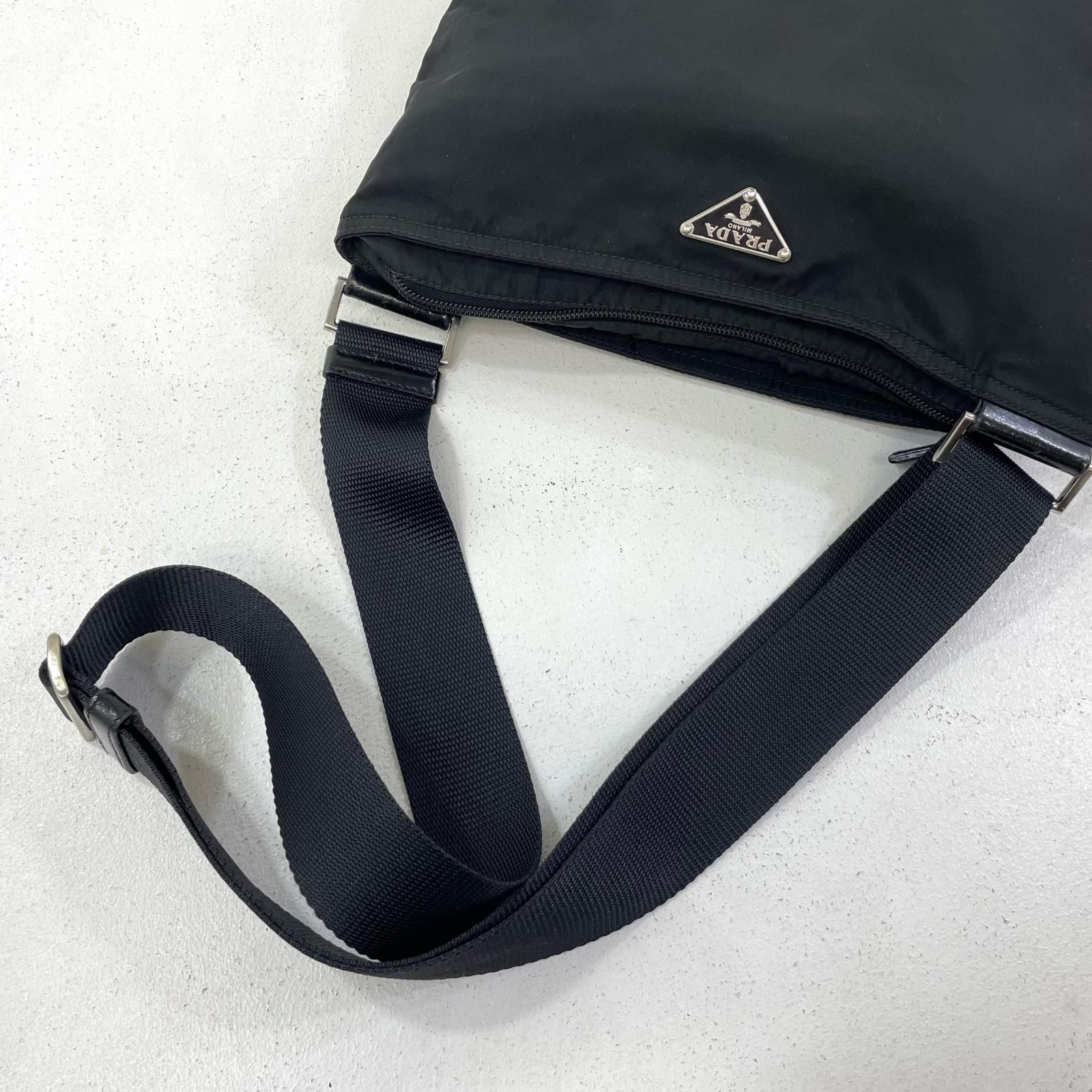 【中古】PRADA | プラダ テスート 三角ロゴ ショルダーバッグ ブラック【尾張小牧店】 中古】PRADA | プラダ テスート 三角ロゴ ショルダーバッグ ブラック