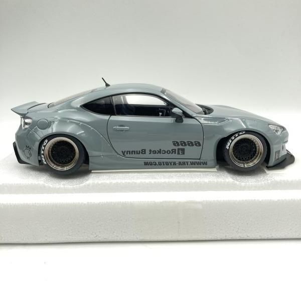 中古】オートアート 1/18 ロケットバニー 86 (コンクリート・グレー