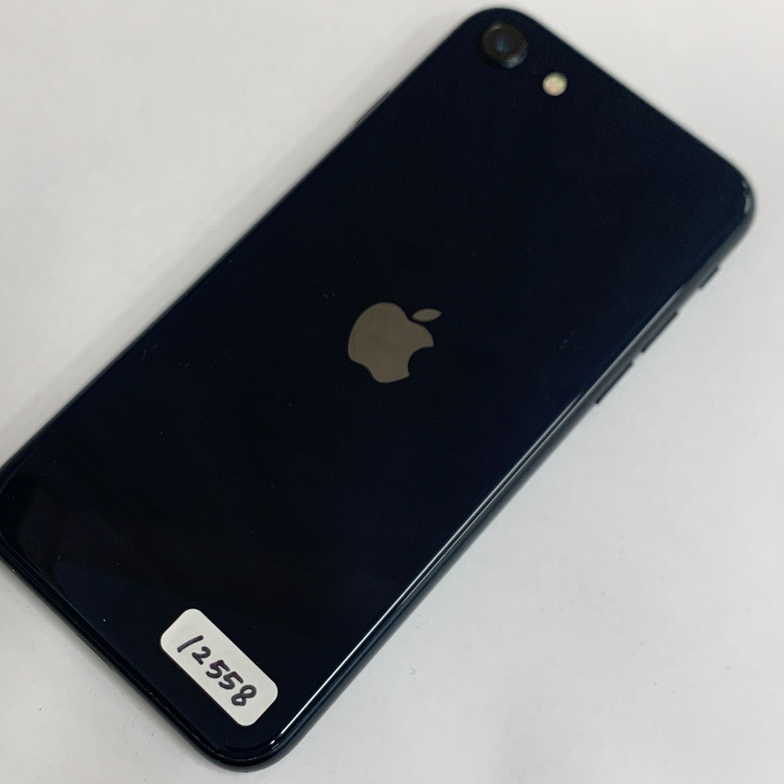 美品】iPhone SE3 64GB SIMフリーの通販はau PAY マーケット - 輸入雑貨の