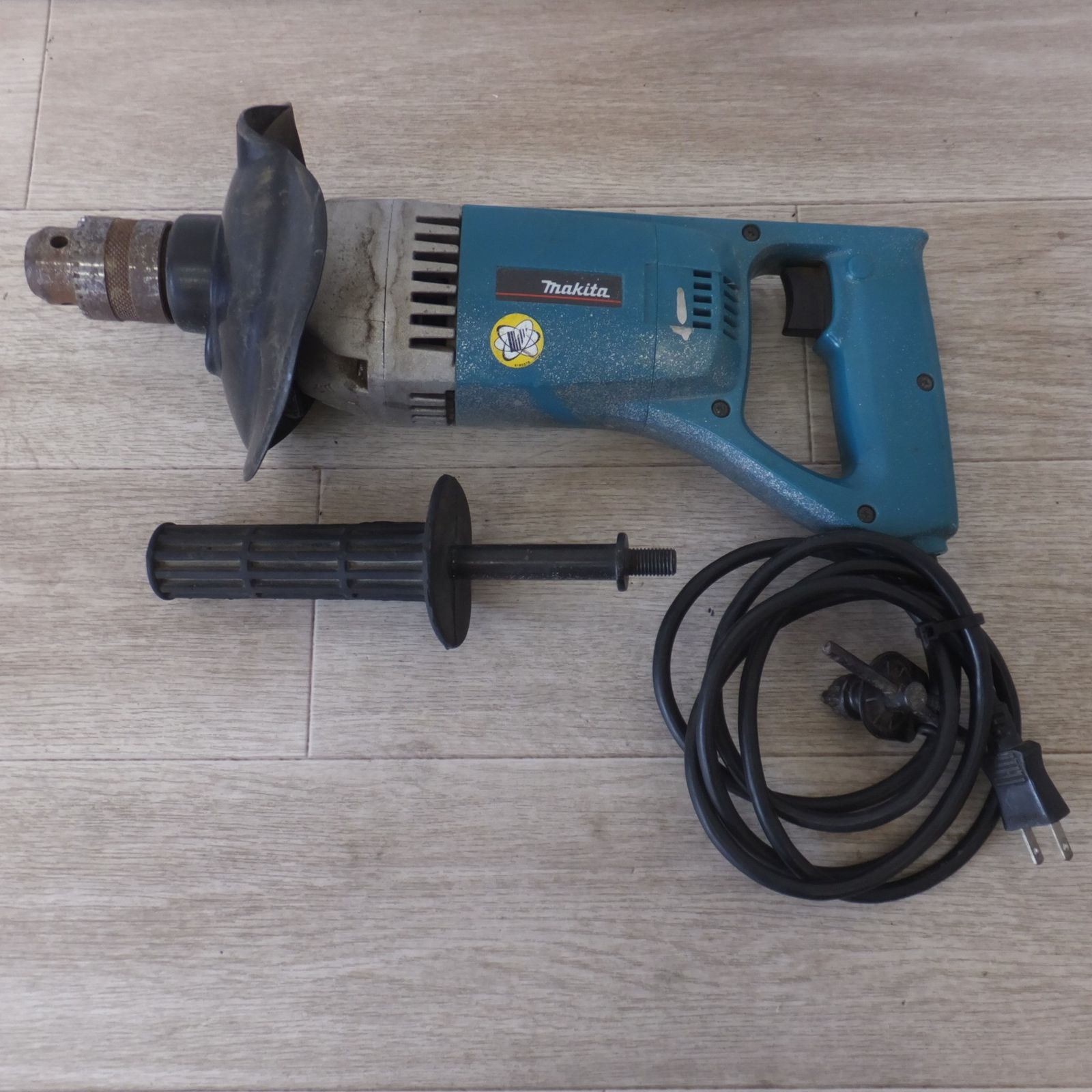送料無料] ☆マキタ makita ダイヤコア震動ドリル 8406 100V 760W 50 